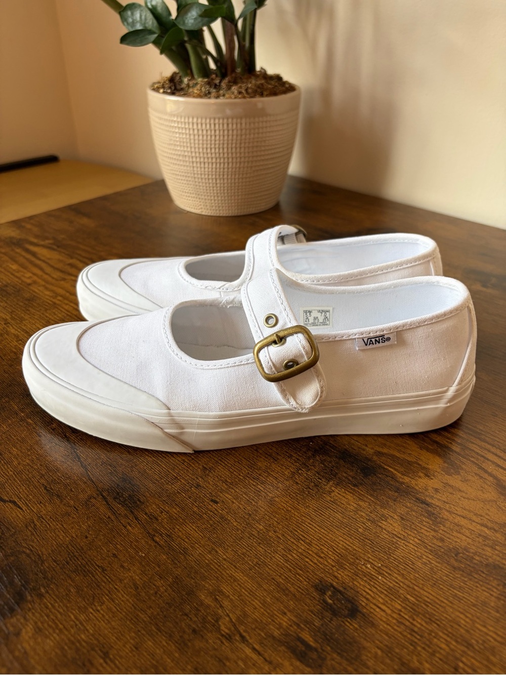 RARE Vans White Mary Jane Canvas Sneakers with Gold Buckle - 7 WORN ONCE Bridal